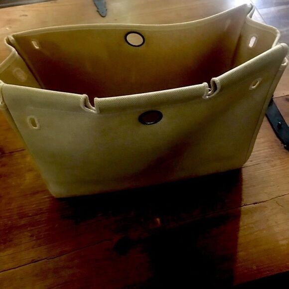 🪵🍁🍂Only the canvas bag no harness. Priced accordingly 14L 12H 5W Hermes - Picture 2 of 2